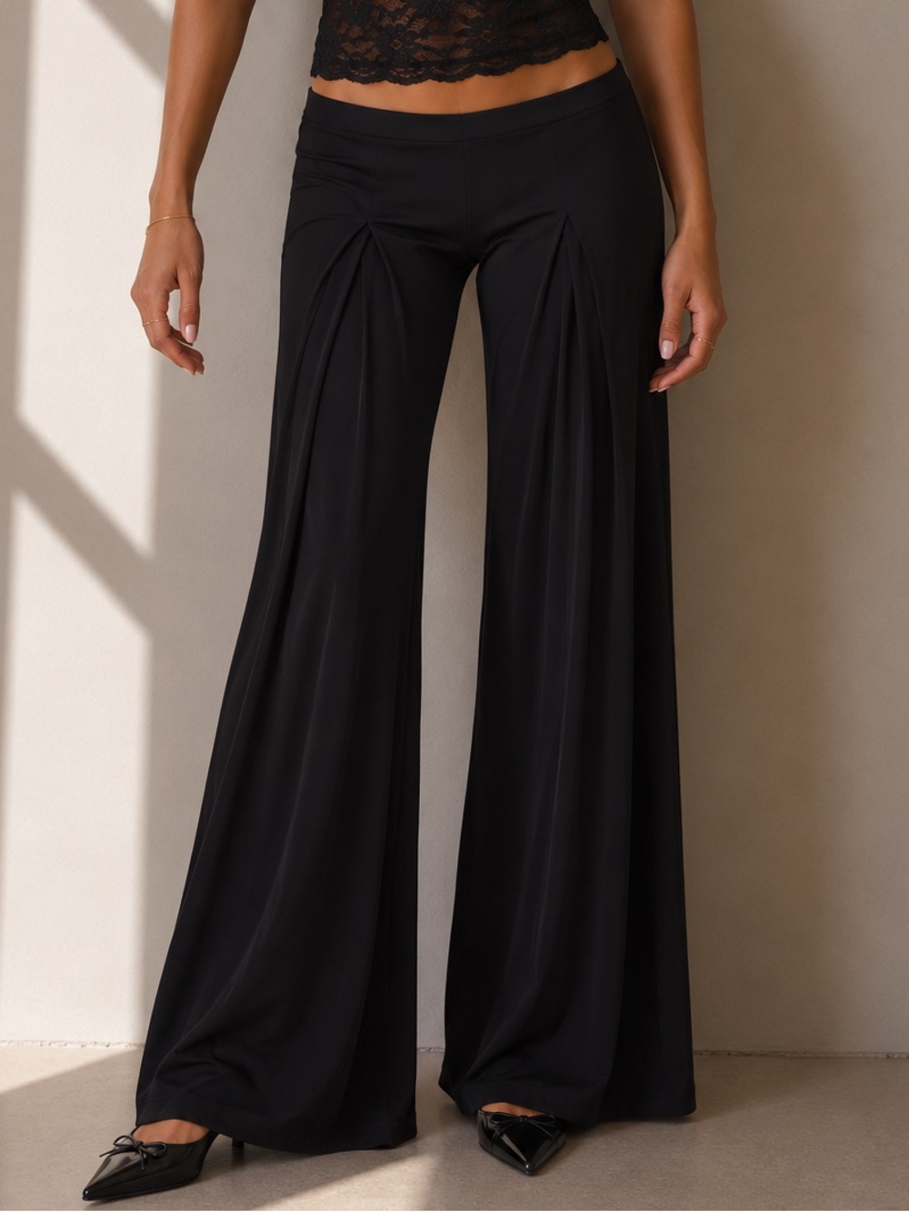 Vintage Poet Black Low Rise Wide Leg Pants